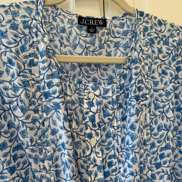 NWT J.Crew Pintuck Mini Shirtdress in Bandana Blockprint |
Cottage Dress | Small - Picture 9 of 13